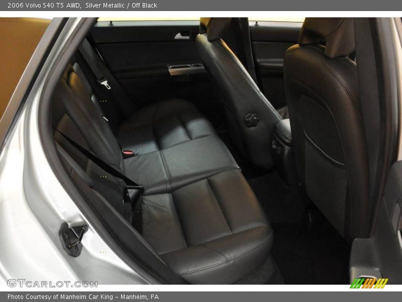 Silver Metallic / Off Black 2006 Volvo S40 T5 AWD