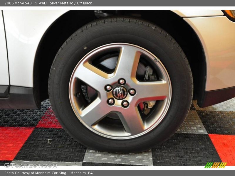 Silver Metallic / Off Black 2006 Volvo S40 T5 AWD