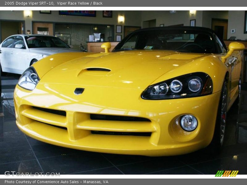 Viper Race Yellow / Black 2005 Dodge Viper SRT-10