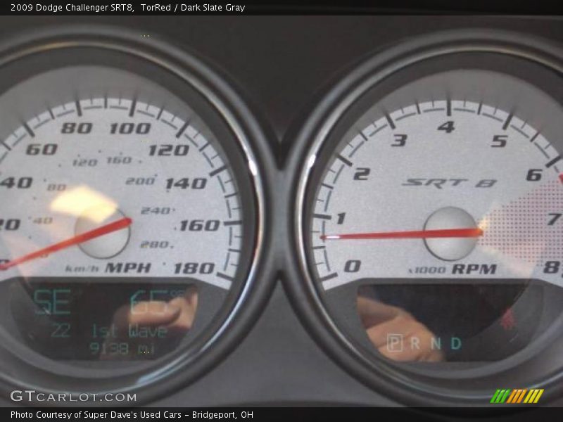 TorRed / Dark Slate Gray 2009 Dodge Challenger SRT8