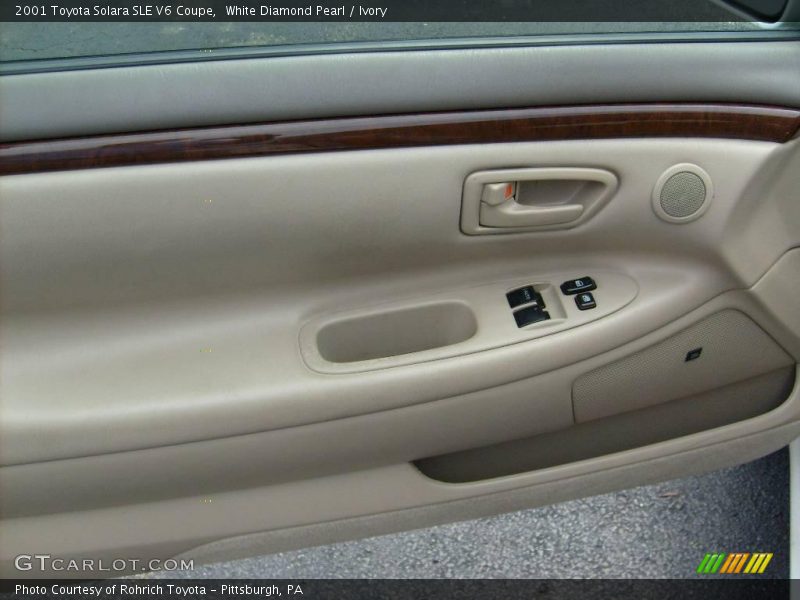 White Diamond Pearl / Ivory 2001 Toyota Solara SLE V6 Coupe