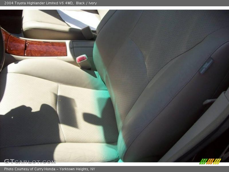 Black / Ivory 2004 Toyota Highlander Limited V6 4WD