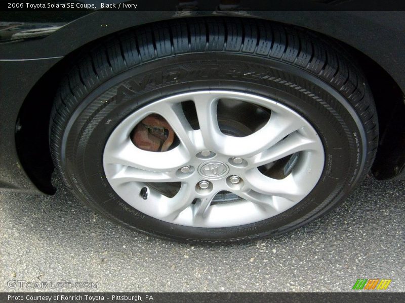Black / Ivory 2006 Toyota Solara SE Coupe
