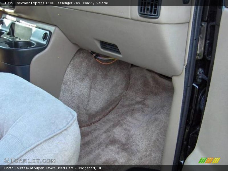 Black / Neutral 1999 Chevrolet Express 1500 Passenger Van