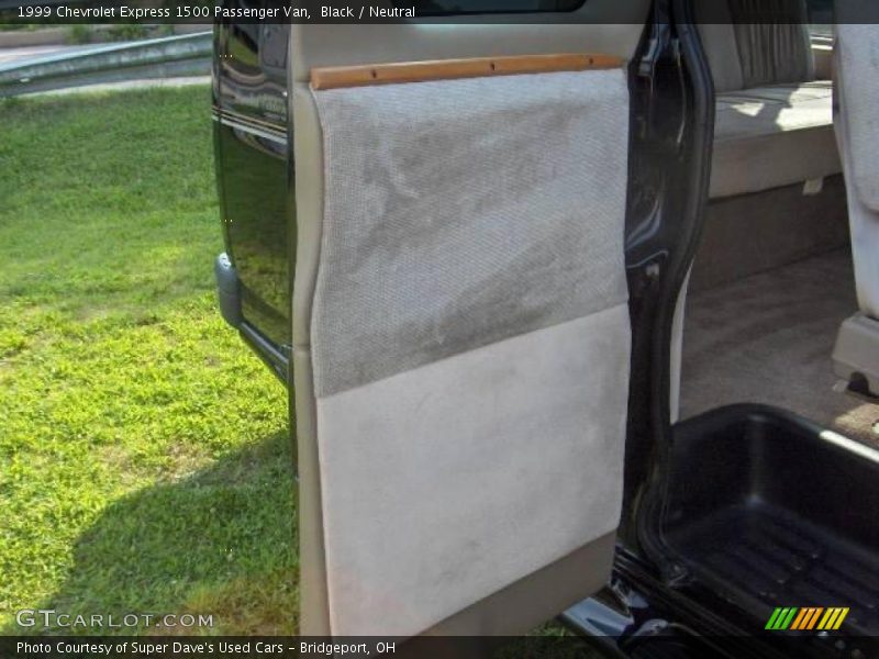 Black / Neutral 1999 Chevrolet Express 1500 Passenger Van