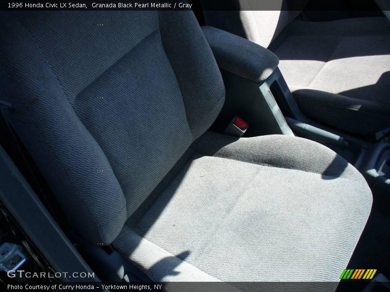 Granada Black Pearl Metallic / Gray 1996 Honda Civic LX Sedan