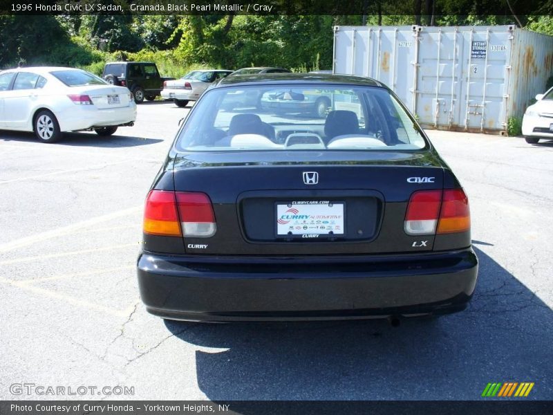 Granada Black Pearl Metallic / Gray 1996 Honda Civic LX Sedan
