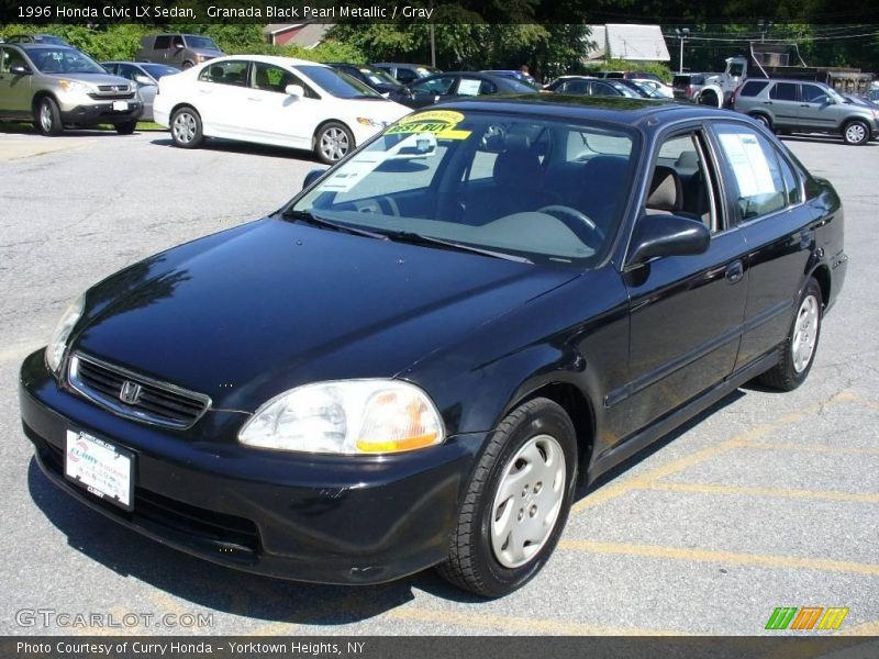 Granada Black Pearl Metallic / Gray 1996 Honda Civic LX Sedan