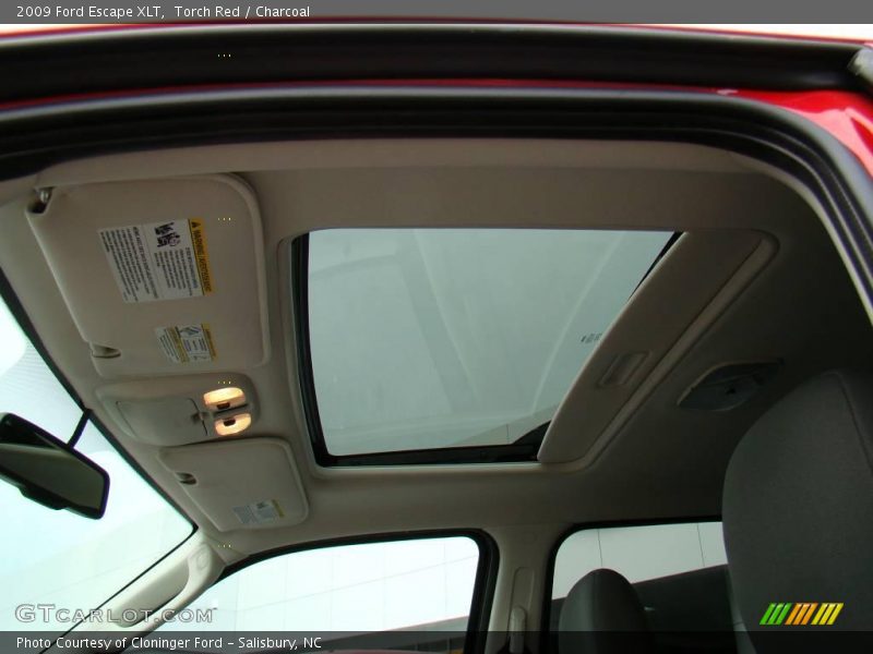 Torch Red / Charcoal 2009 Ford Escape XLT