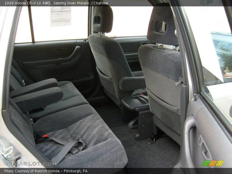 Sebring Silver Metallic / Charcoal 1999 Honda CR-V LX 4WD