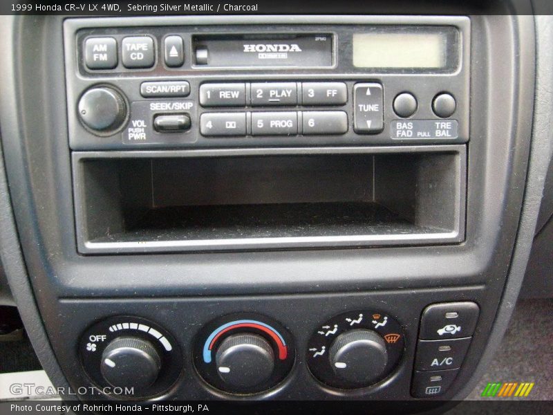 Sebring Silver Metallic / Charcoal 1999 Honda CR-V LX 4WD