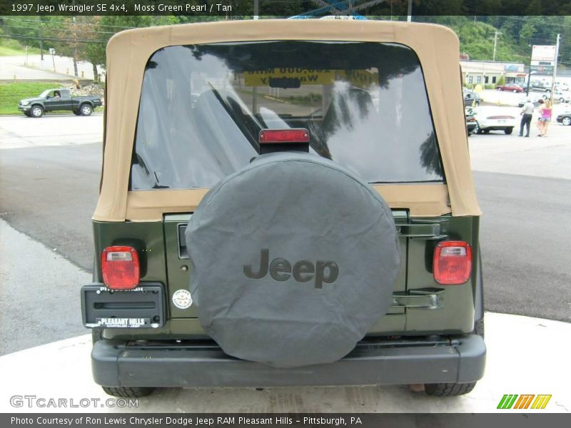 Moss Green Pearl / Tan 1997 Jeep Wrangler SE 4x4