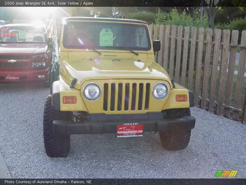 Solar Yellow / Agate 2000 Jeep Wrangler SE 4x4