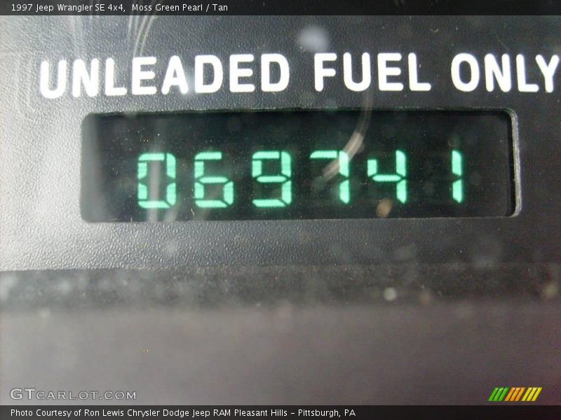 Moss Green Pearl / Tan 1997 Jeep Wrangler SE 4x4