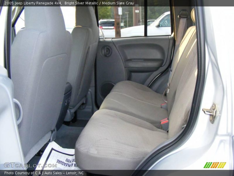 Bright Silver Metallic / Medium Slate Gray 2005 Jeep Liberty Renegade 4x4