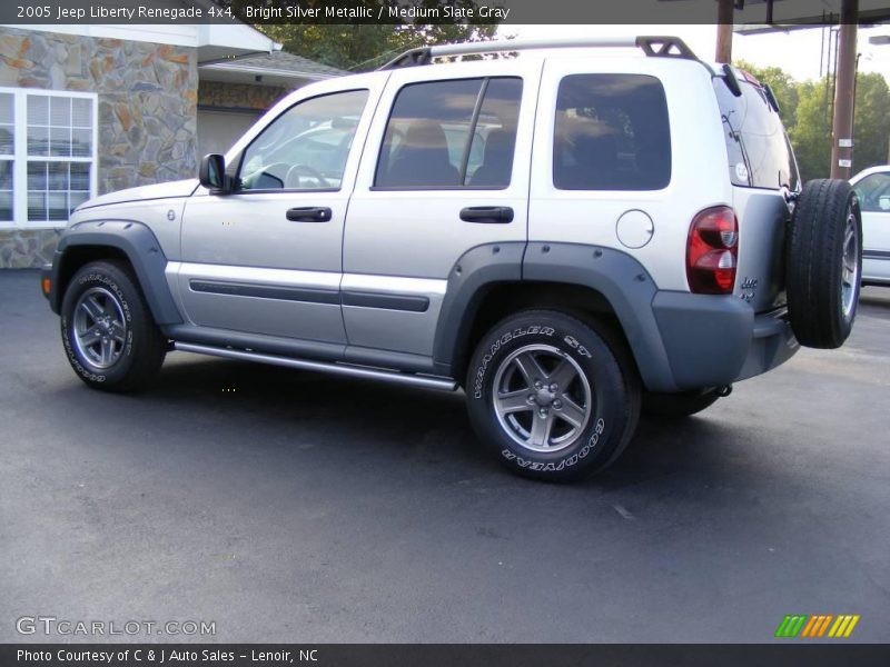 Bright Silver Metallic / Medium Slate Gray 2005 Jeep Liberty Renegade 4x4