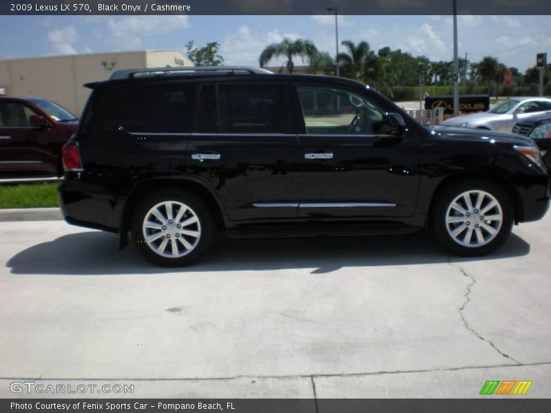 Black Onyx / Cashmere 2009 Lexus LX 570