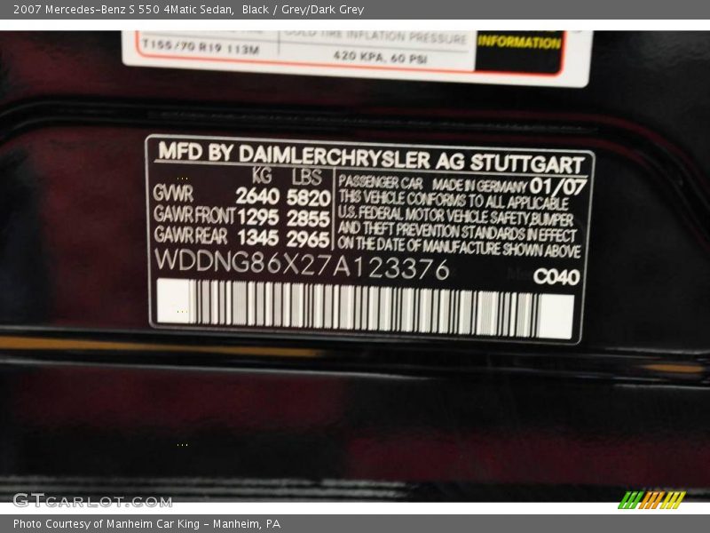 Black / Grey/Dark Grey 2007 Mercedes-Benz S 550 4Matic Sedan
