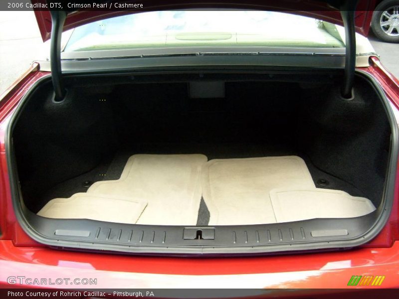 Crimson Pearl / Cashmere 2006 Cadillac DTS