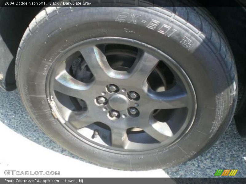 Black / Dark Slate Gray 2004 Dodge Neon SXT