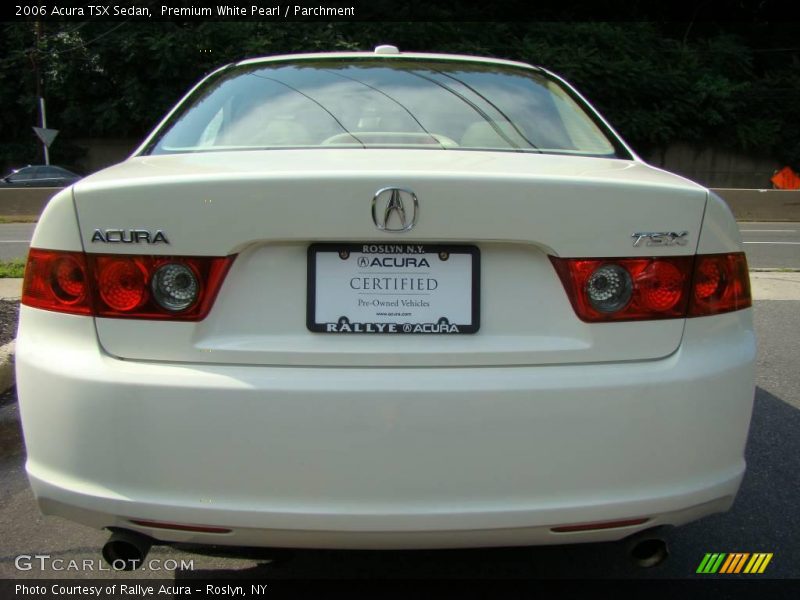 Premium White Pearl / Parchment 2006 Acura TSX Sedan