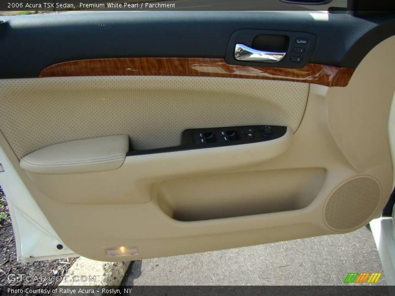 Premium White Pearl / Parchment 2006 Acura TSX Sedan