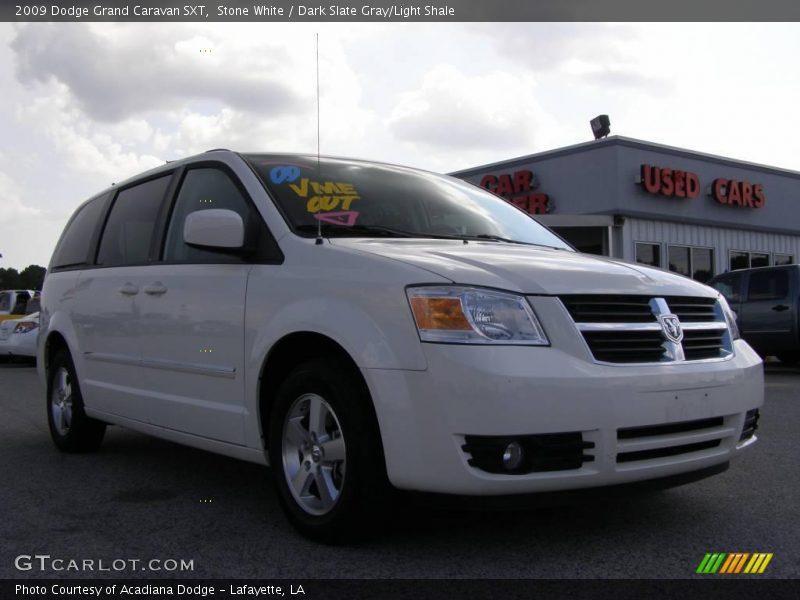 Stone White / Dark Slate Gray/Light Shale 2009 Dodge Grand Caravan SXT