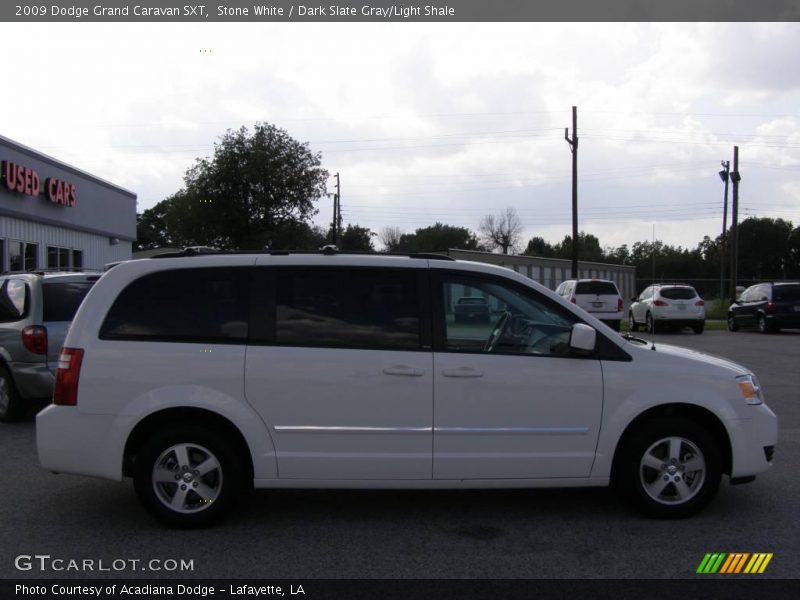 Stone White / Dark Slate Gray/Light Shale 2009 Dodge Grand Caravan SXT