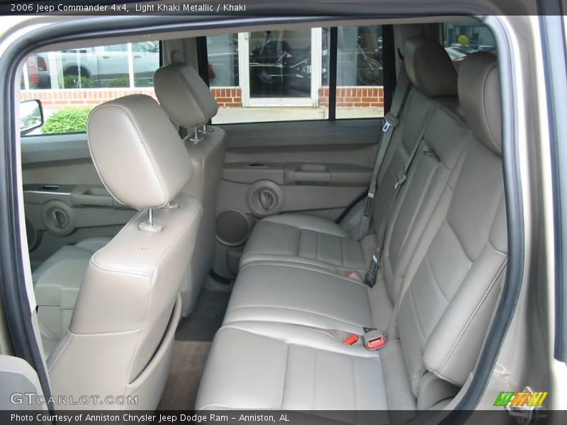 Light Khaki Metallic / Khaki 2006 Jeep Commander 4x4