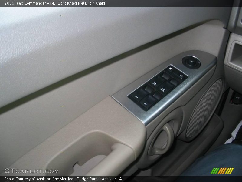 Light Khaki Metallic / Khaki 2006 Jeep Commander 4x4