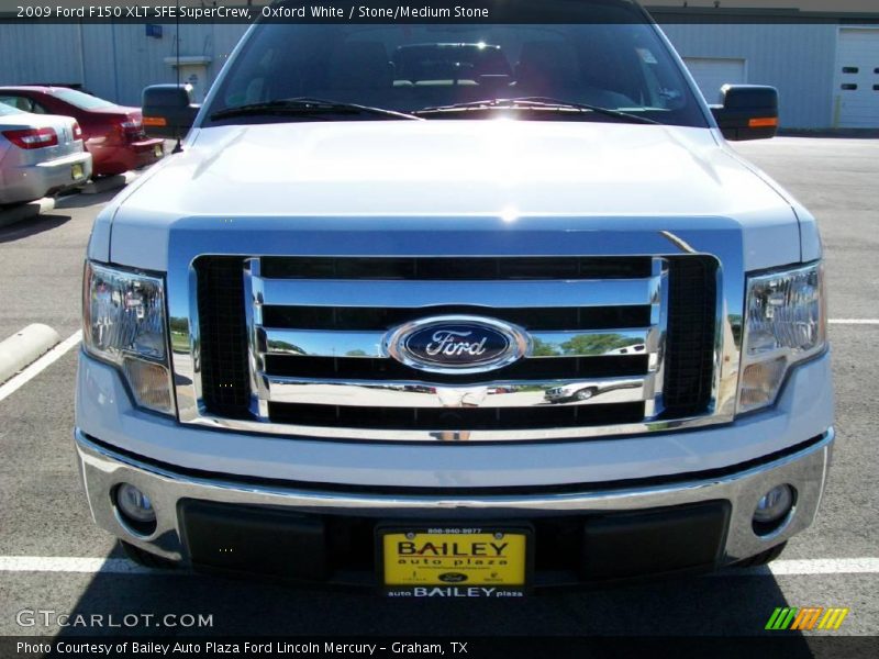 Oxford White / Stone/Medium Stone 2009 Ford F150 XLT SFE SuperCrew