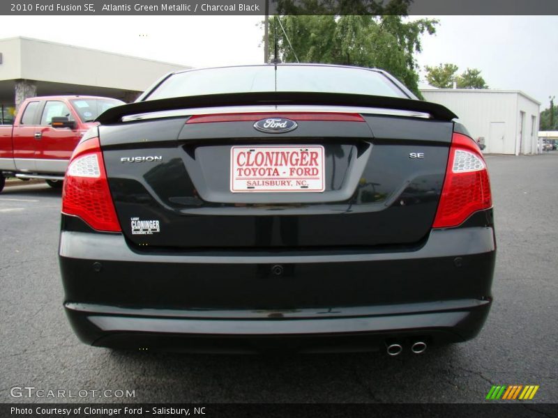 Atlantis Green Metallic / Charcoal Black 2010 Ford Fusion SE