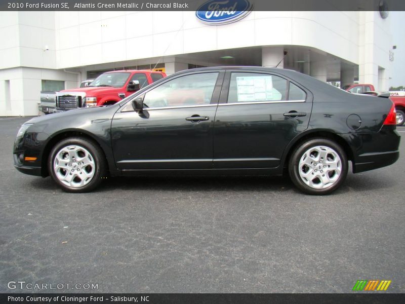Atlantis Green Metallic / Charcoal Black 2010 Ford Fusion SE