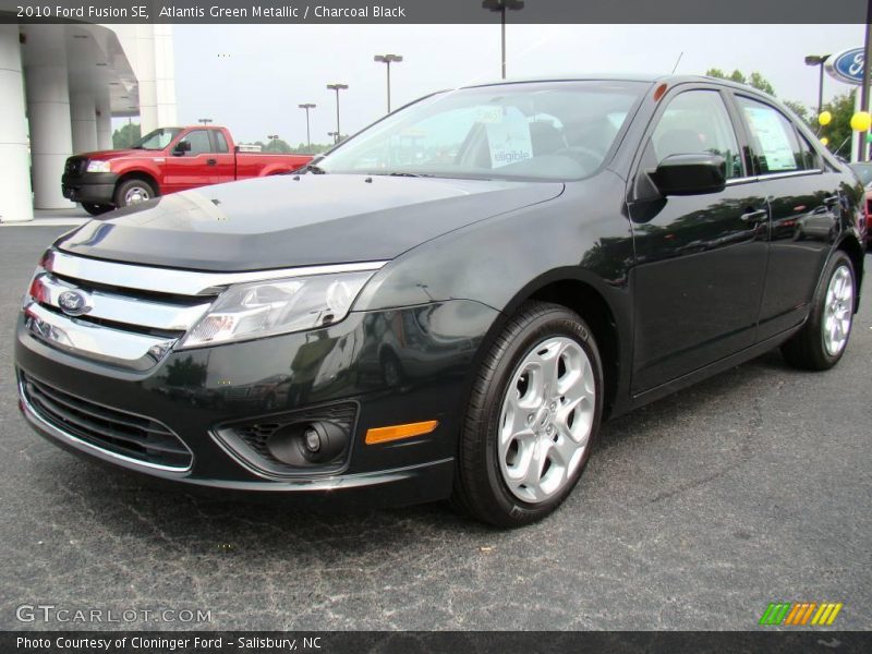 Atlantis Green Metallic / Charcoal Black 2010 Ford Fusion SE