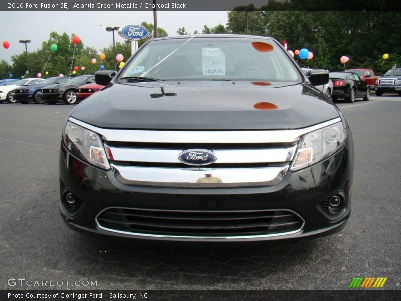 Atlantis Green Metallic / Charcoal Black 2010 Ford Fusion SE