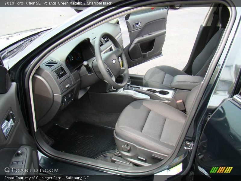 Atlantis Green Metallic / Charcoal Black 2010 Ford Fusion SE