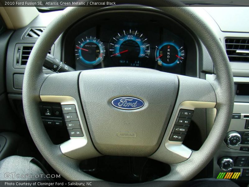 Atlantis Green Metallic / Charcoal Black 2010 Ford Fusion SE