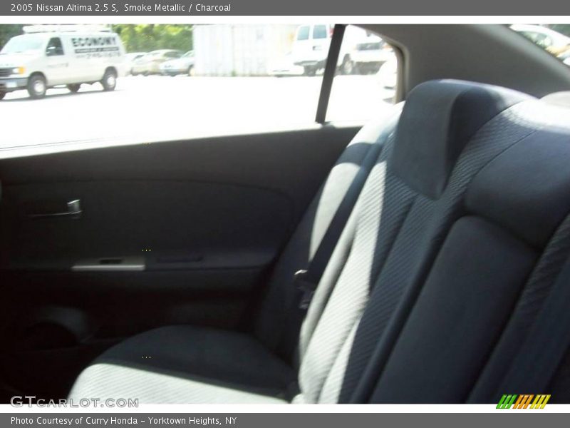 Smoke Metallic / Charcoal 2005 Nissan Altima 2.5 S