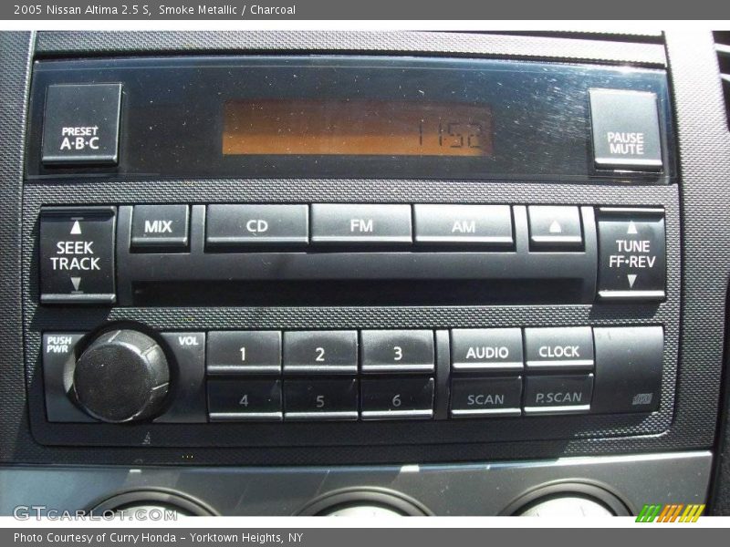 Smoke Metallic / Charcoal 2005 Nissan Altima 2.5 S