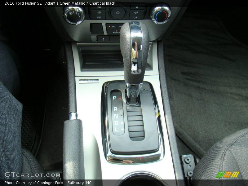 Atlantis Green Metallic / Charcoal Black 2010 Ford Fusion SE
