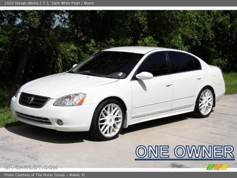 Satin White Pearl / Blond 2003 Nissan Altima 2.5 S