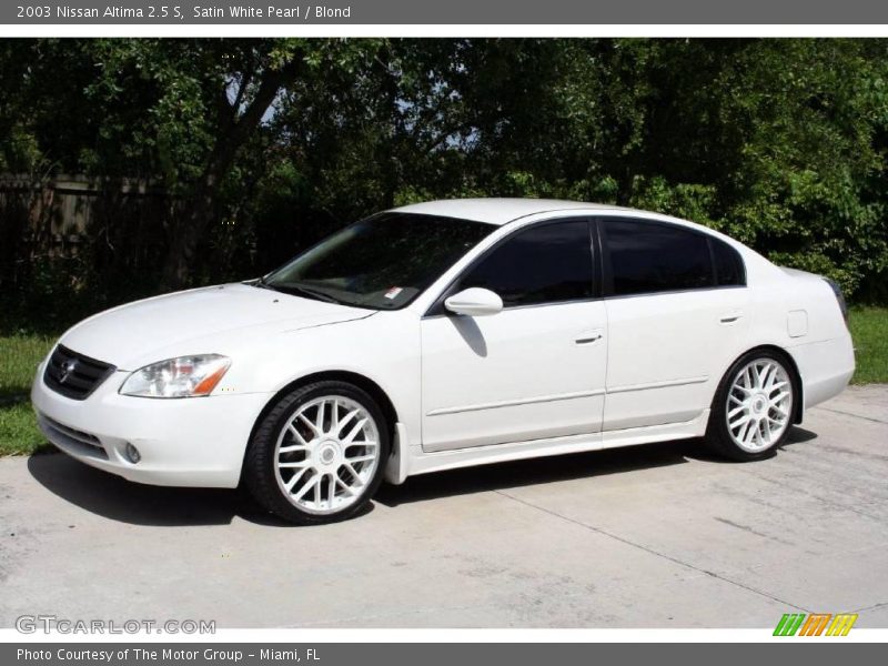 Satin White Pearl / Blond 2003 Nissan Altima 2.5 S