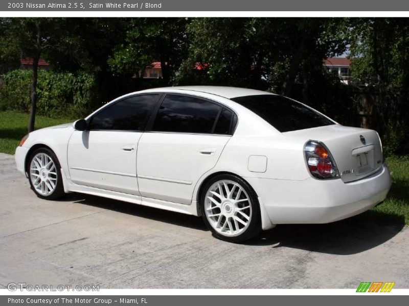Satin White Pearl / Blond 2003 Nissan Altima 2.5 S