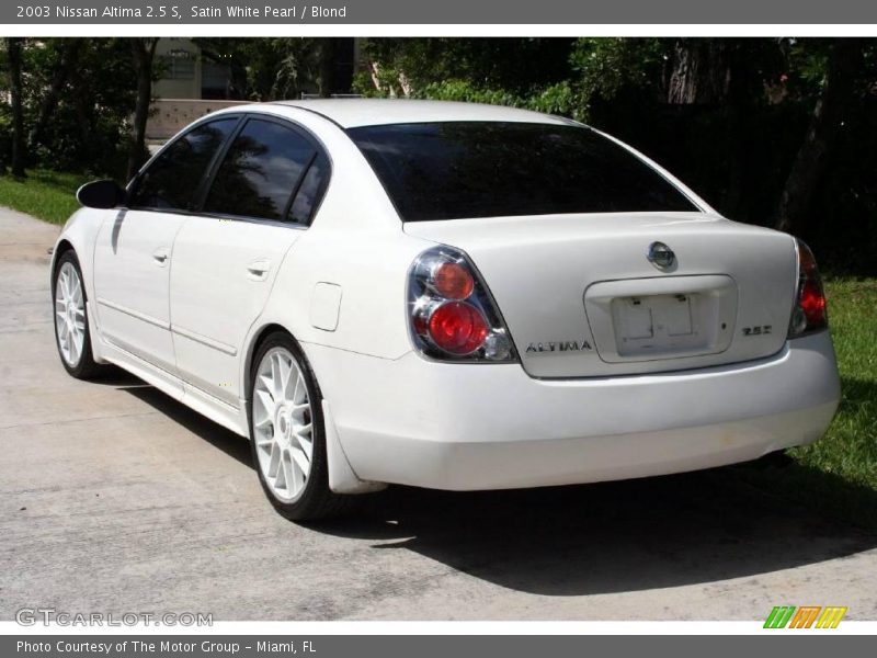 Satin White Pearl / Blond 2003 Nissan Altima 2.5 S