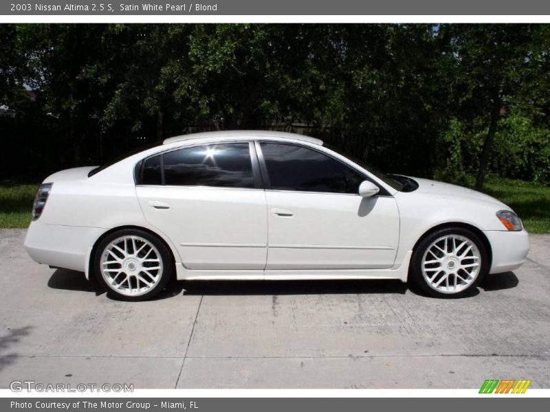 Satin White Pearl / Blond 2003 Nissan Altima 2.5 S