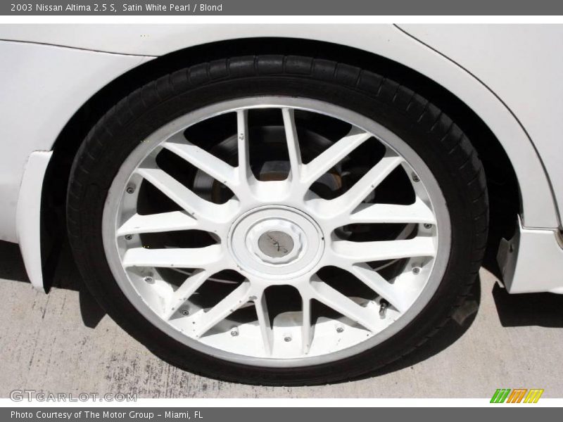 Satin White Pearl / Blond 2003 Nissan Altima 2.5 S