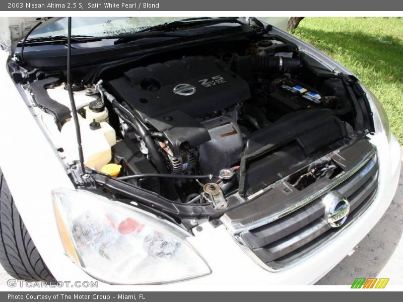 Satin White Pearl / Blond 2003 Nissan Altima 2.5 S