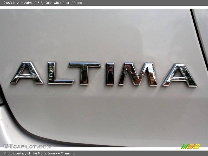 Satin White Pearl / Blond 2003 Nissan Altima 2.5 S