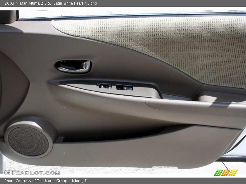 Satin White Pearl / Blond 2003 Nissan Altima 2.5 S