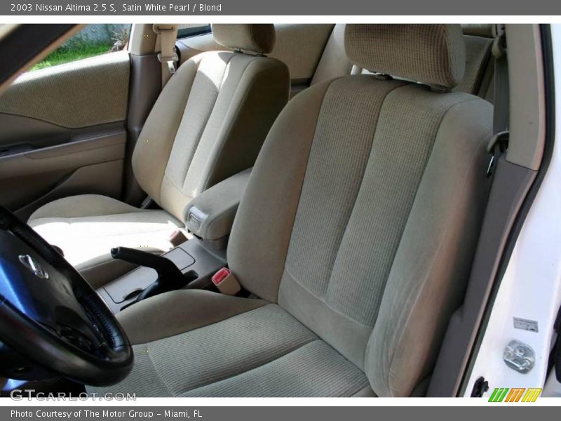 Satin White Pearl / Blond 2003 Nissan Altima 2.5 S